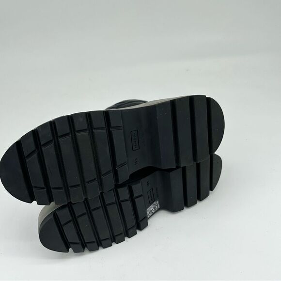 Aquatalia
Amii Leather Zip Ankle Boots - Picture 2 of 7